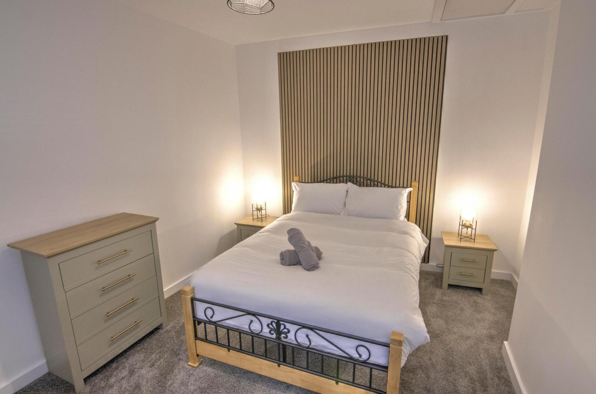 Stunning Brand New Home In St George Bristol Esterno foto