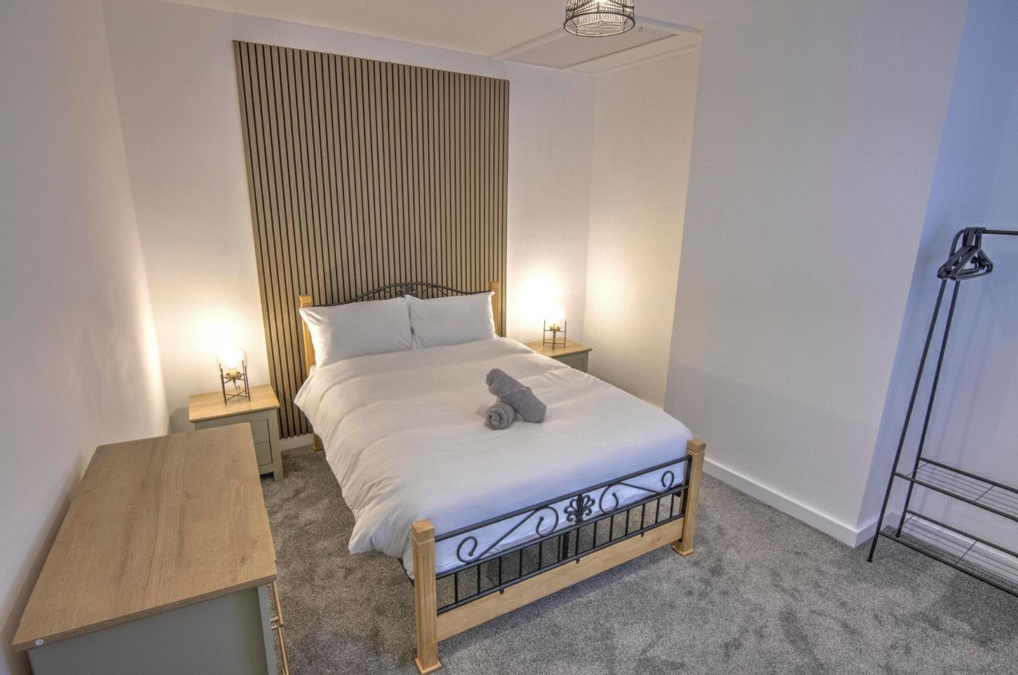 Stunning Brand New Home In St George Bristol Esterno foto